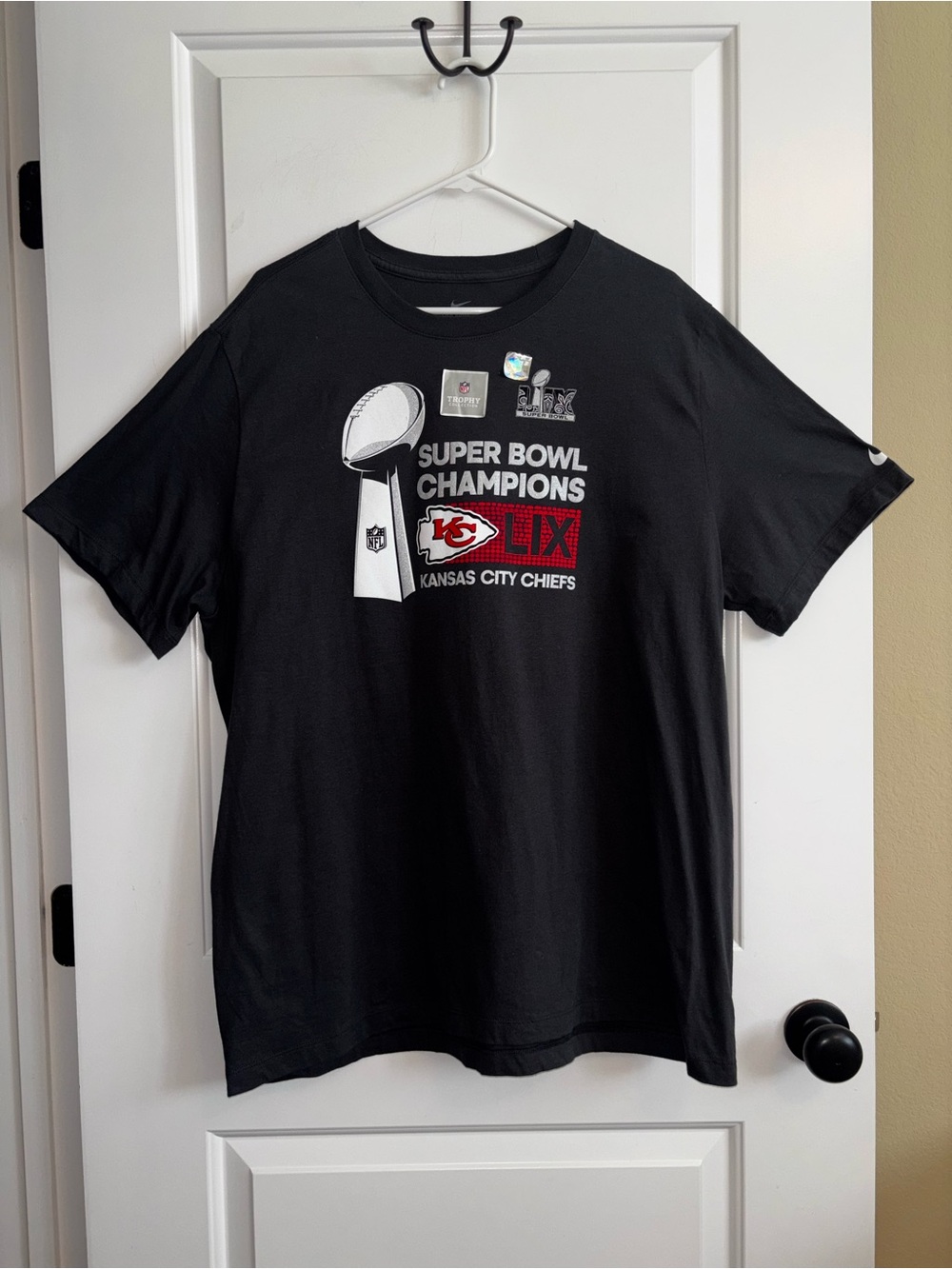 NFL Licensed Kansas City Chiefs LIX Super Bowl Champions Nike T-Shirt XXL NWOT